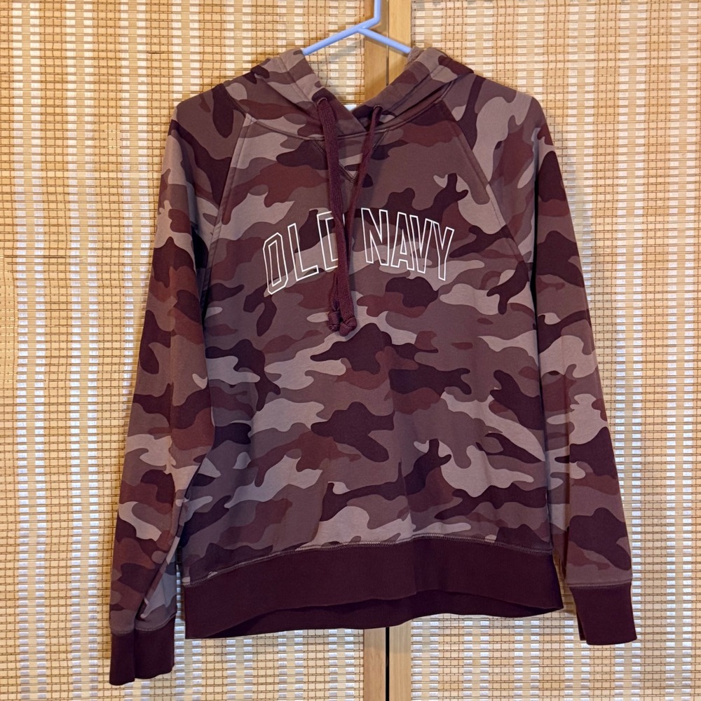Old Navy Mens Large Burgundy Camo Pullover Hoodie Sweatshirt Logo Raglan Sleeve